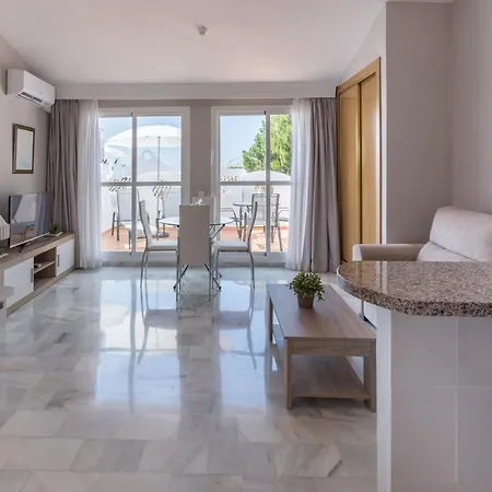 Apartmanhotel Vime La Reserva De 4*